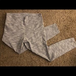 Lululemon Wunder Under sz10